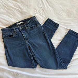 Levi’s 711 Skinny Jeans